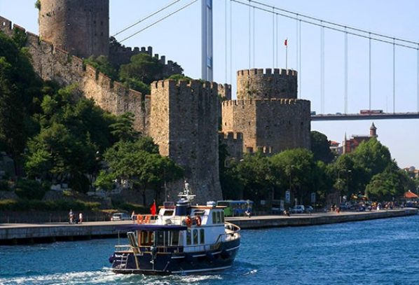 Istanbul: 1.5-Hour Bosphorus Boat Tour